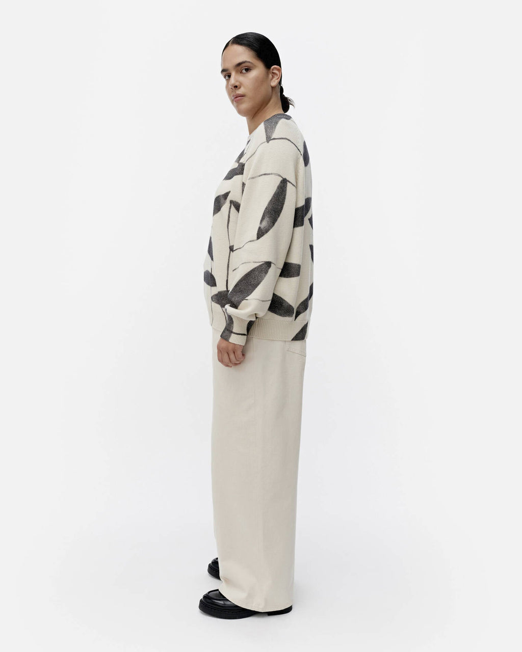 Viivoja Paju knitted pullover