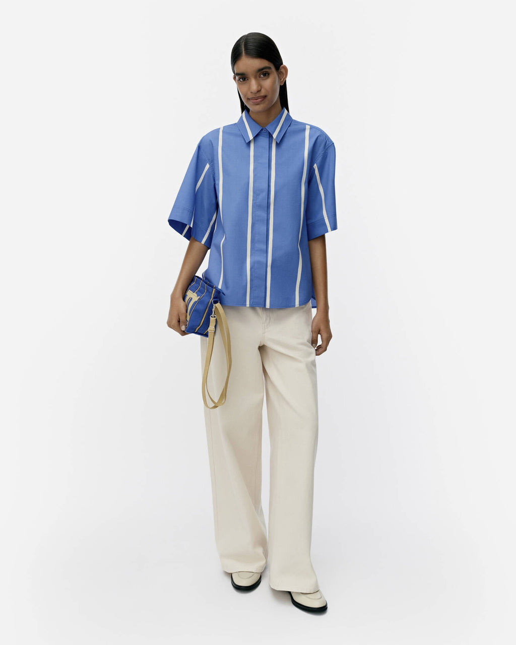 Sinertävä Puhveli blouse