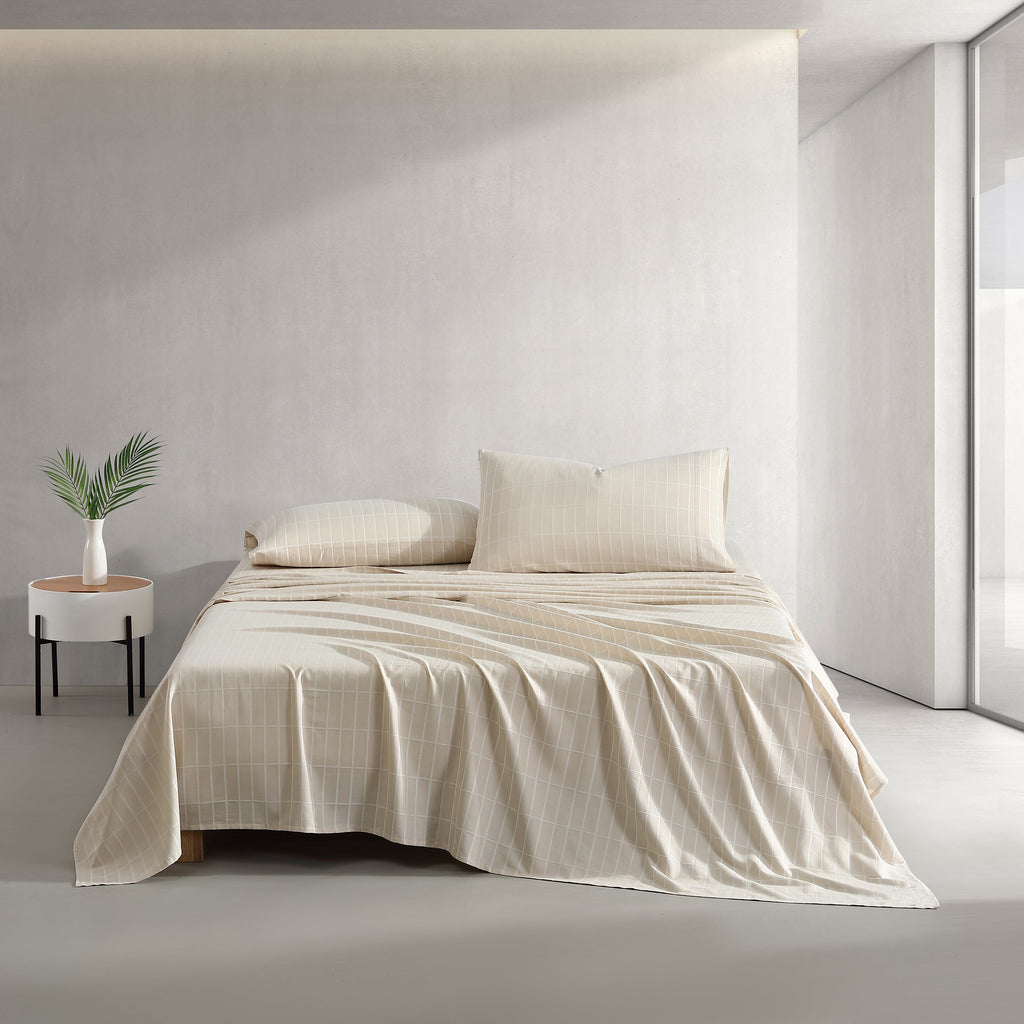 Marimekko Pieni Tiiliskivi Open Light Beige King Sheet Set