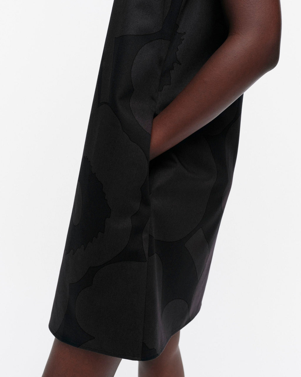 Siluetti Unikko Marimini dress