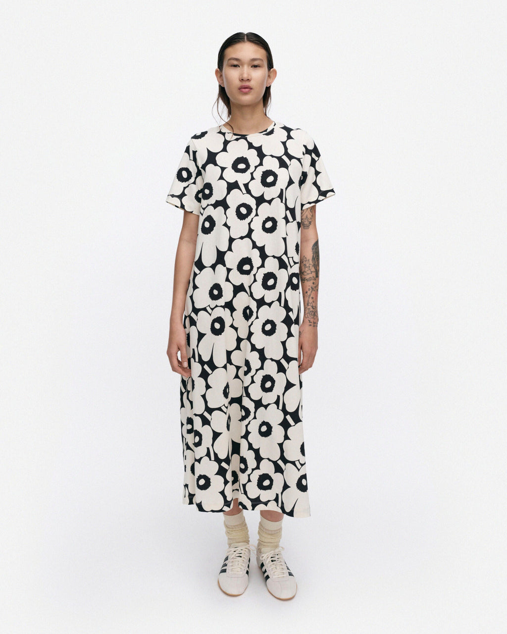 Pisteinen Unikko Dress