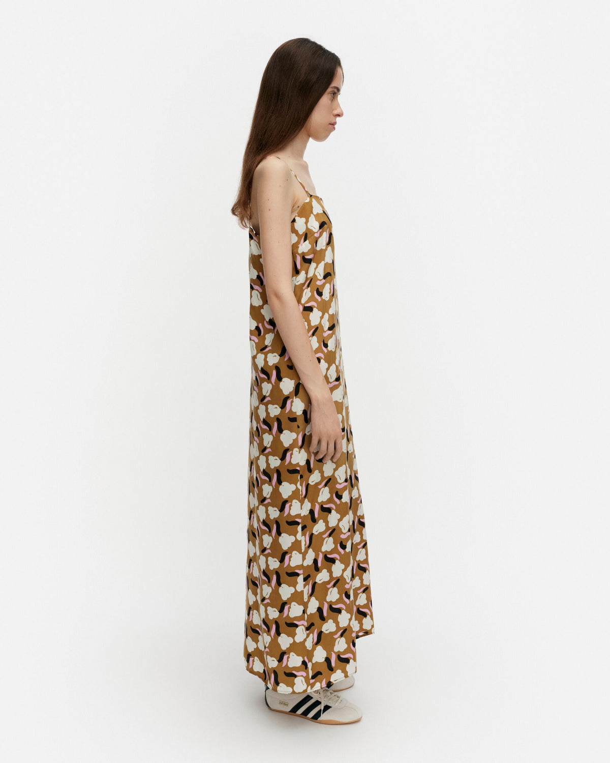 Pyörähdys Lemmitty Dress