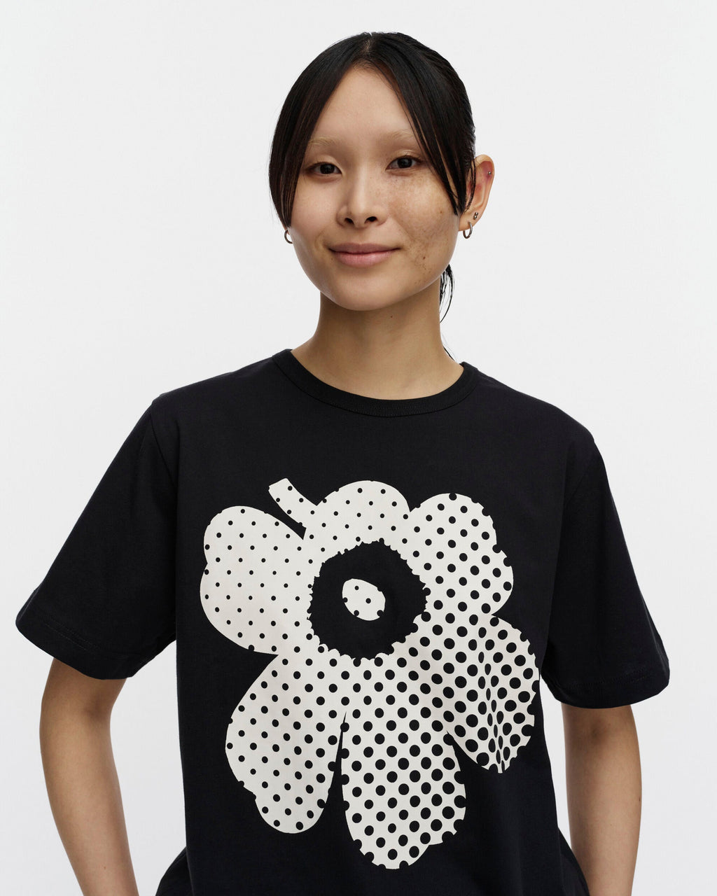 Erna Unikko Placement Kioski t-shirt