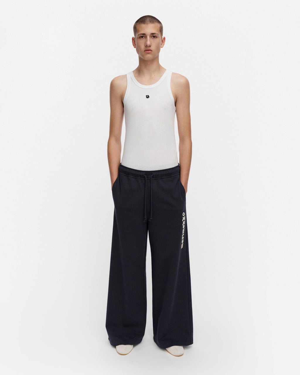 Puuska Logo Placement Kioski sweatpants