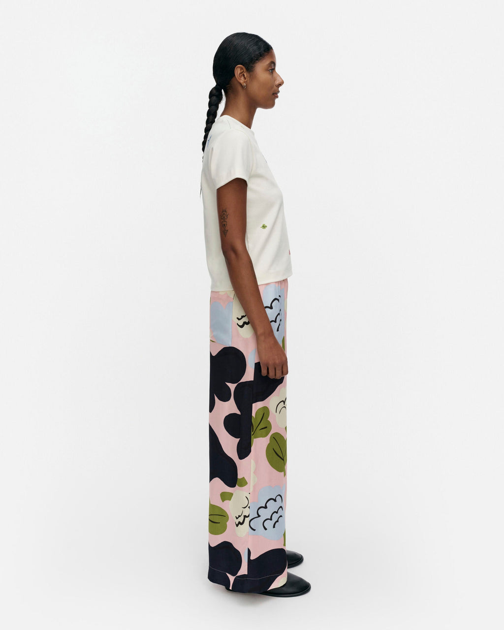 Vaihtelu Kukasta Kukkaan Trousers