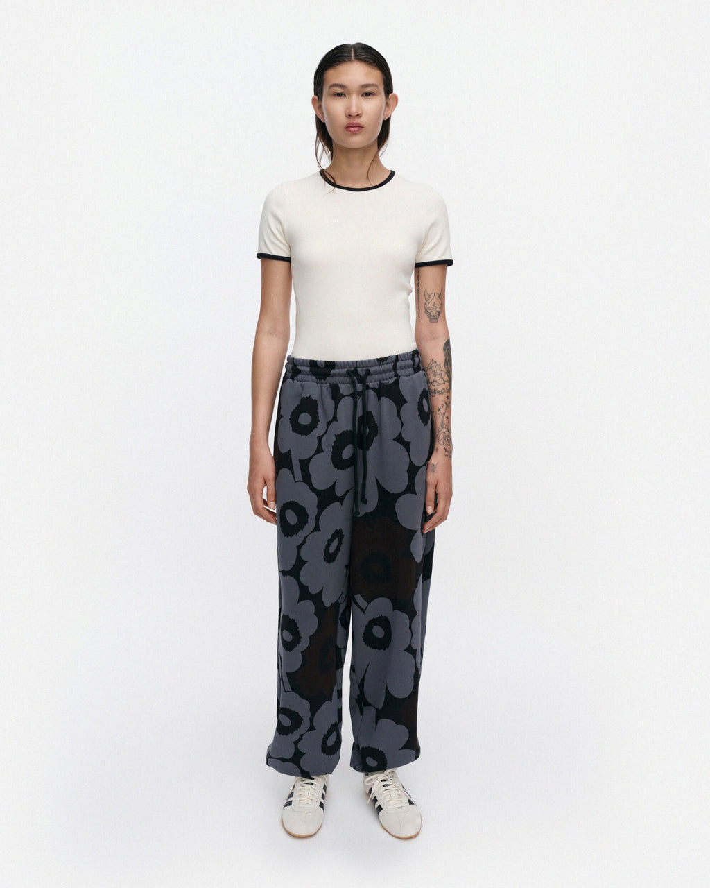Joggerit Pieni Unikko Kioski sweatpants