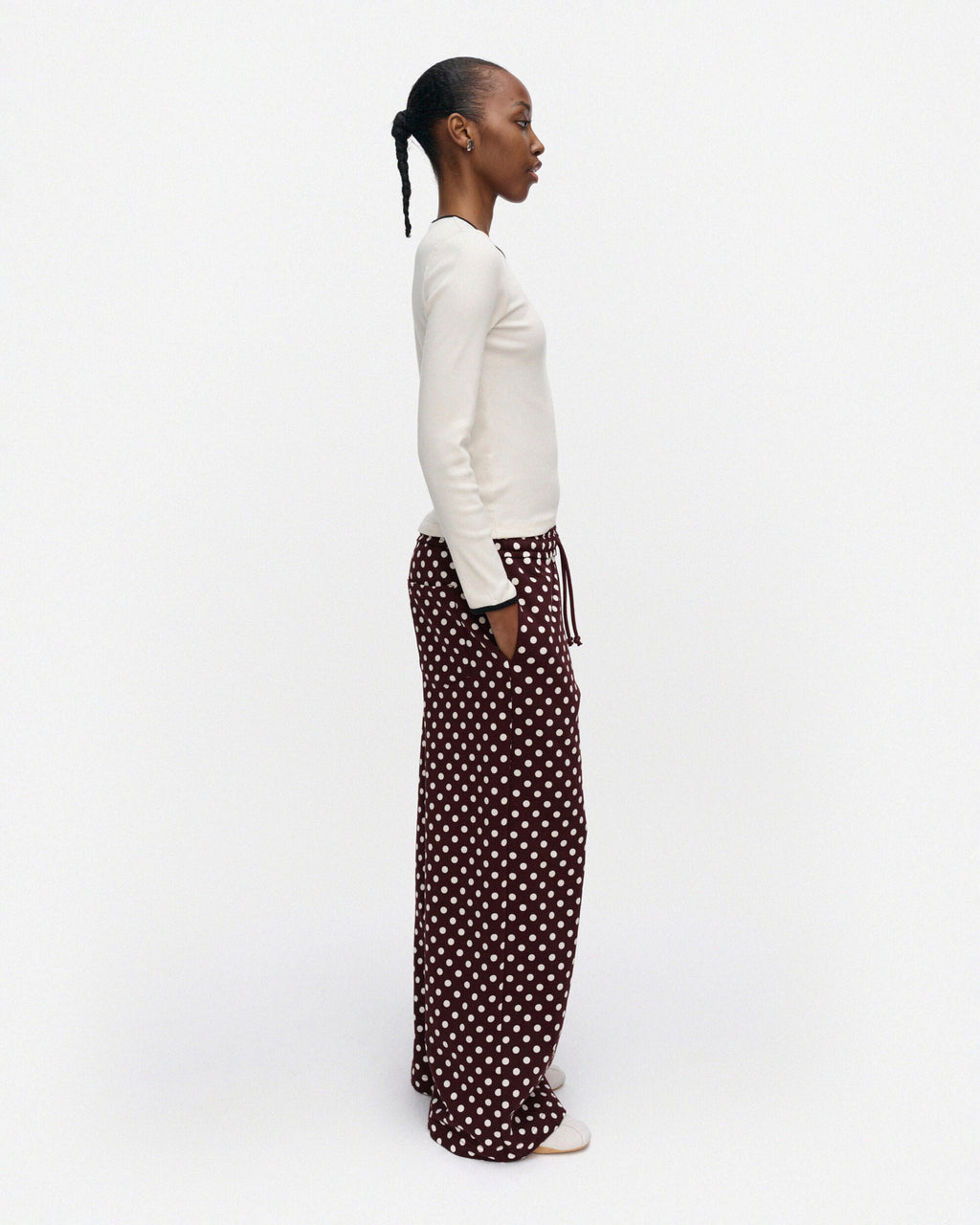 Naturaali Pallo Kioski trousers