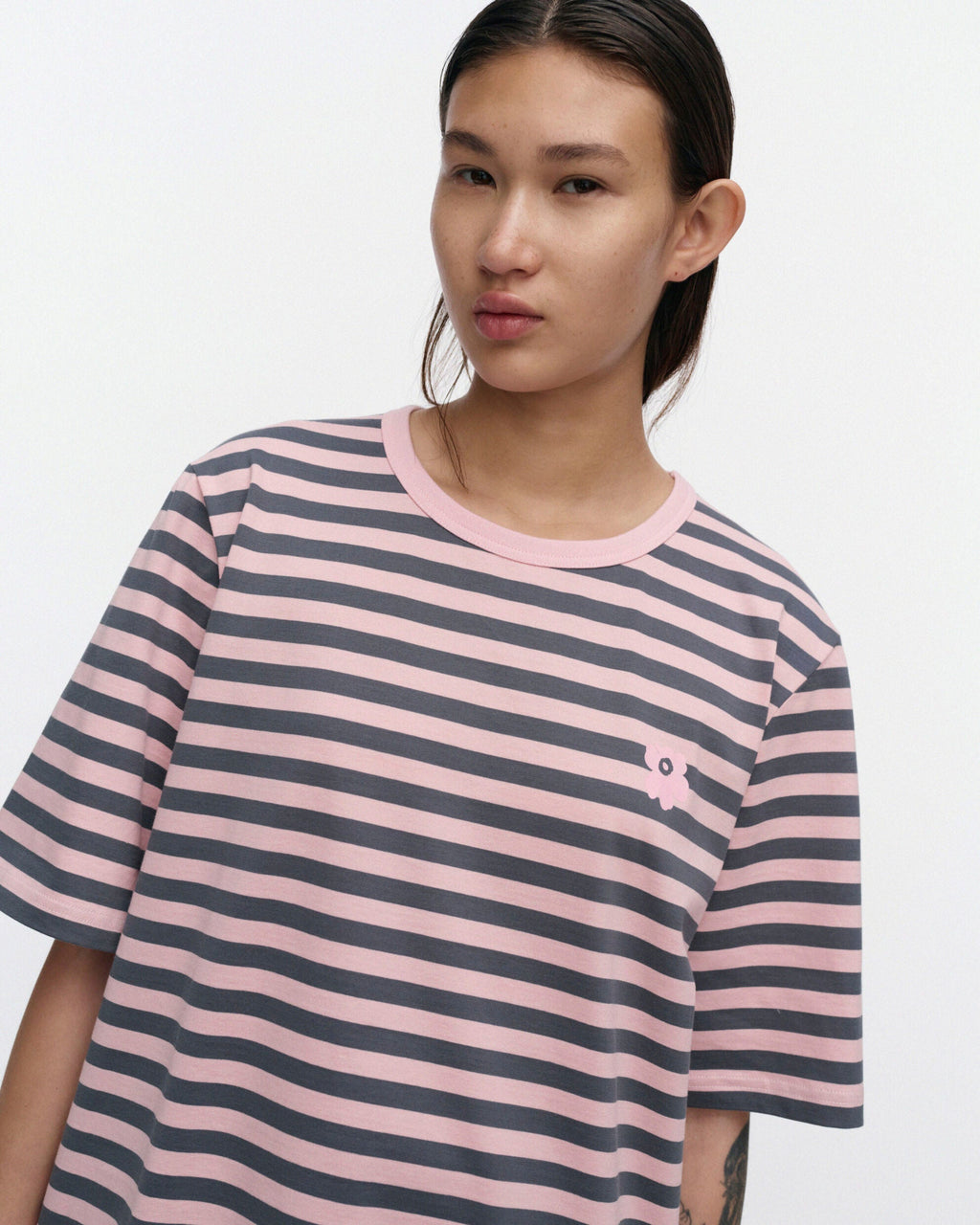 Tasaraita Unisex Unikko Kioski t-shirt