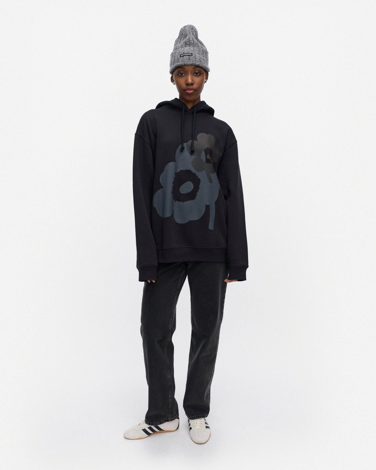 Teesi Unikko Placement Kioski hoodie